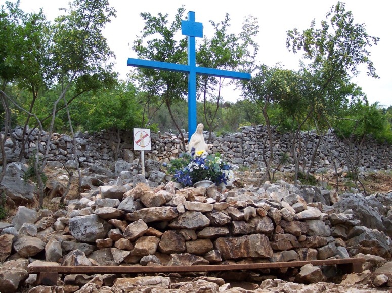 MEDJUGORJE - CROCE BLU